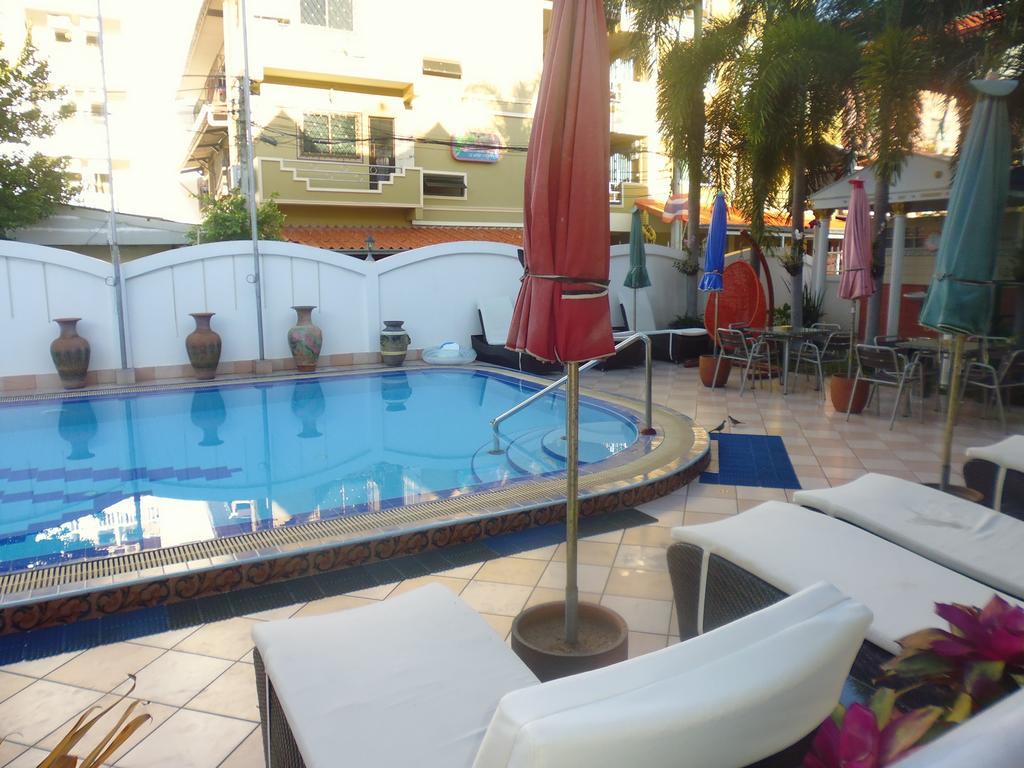 Villa Oranje Pattaya Quarto foto